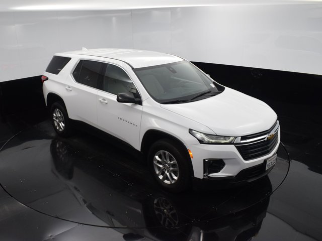 Vehicle image 8 of 42