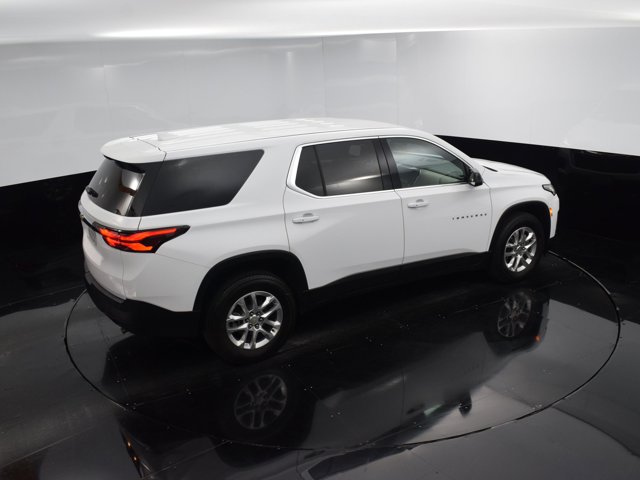 Vehicle image 22 of 42