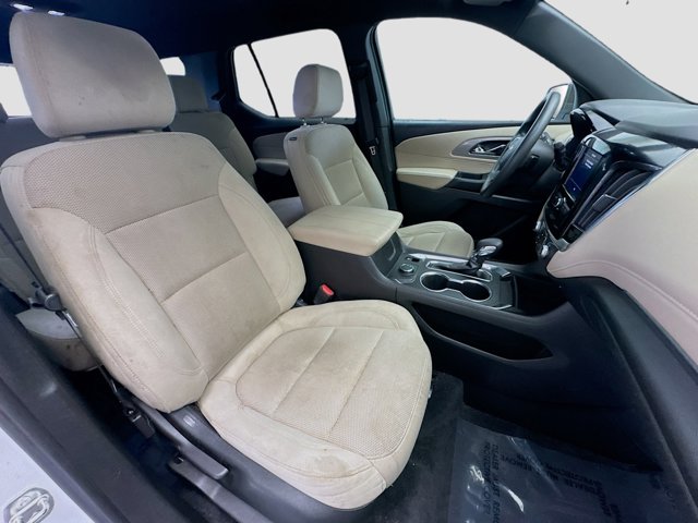 Vehicle image 19 of 20