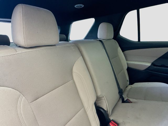 Vehicle image 18 of 20
