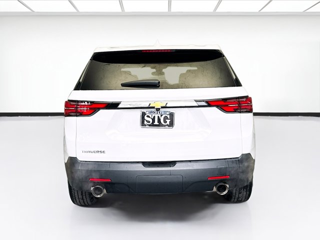 Vehicle image 5 of 20