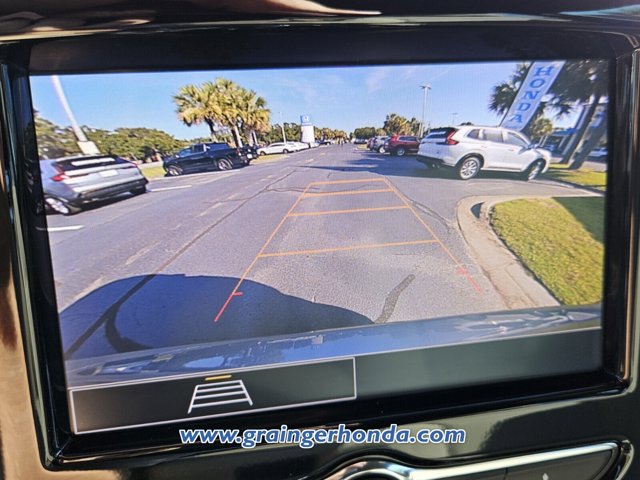 Vehicle image 15 of 23