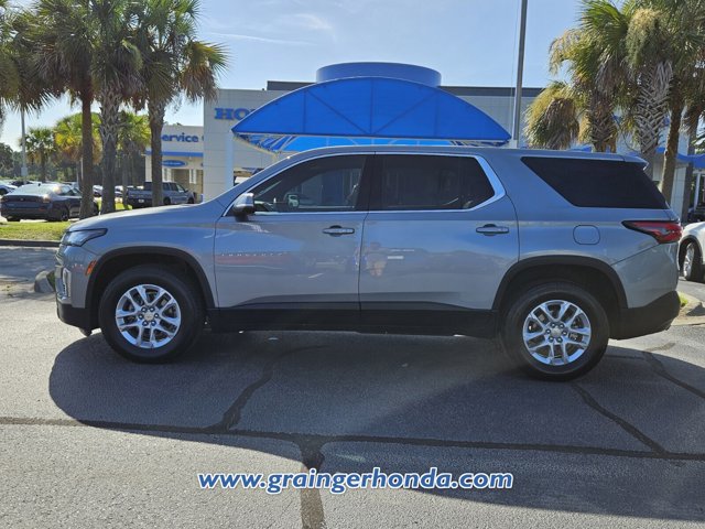 Vehicle image 7 of 23