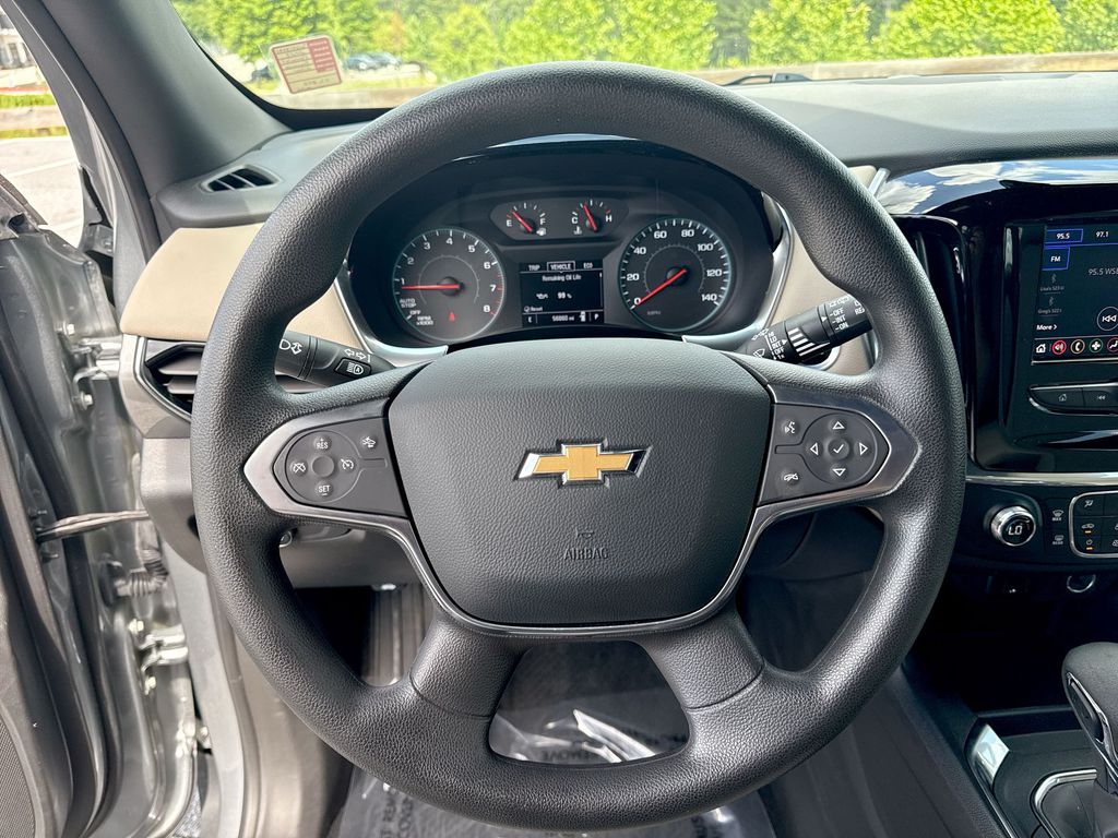 Vehicle image 26 of 27