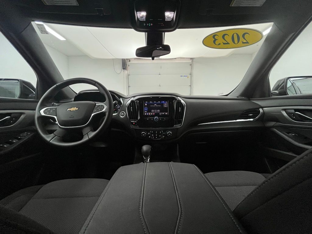 2023 Chevrolet Traverse LT Cloth Image 19 of 35