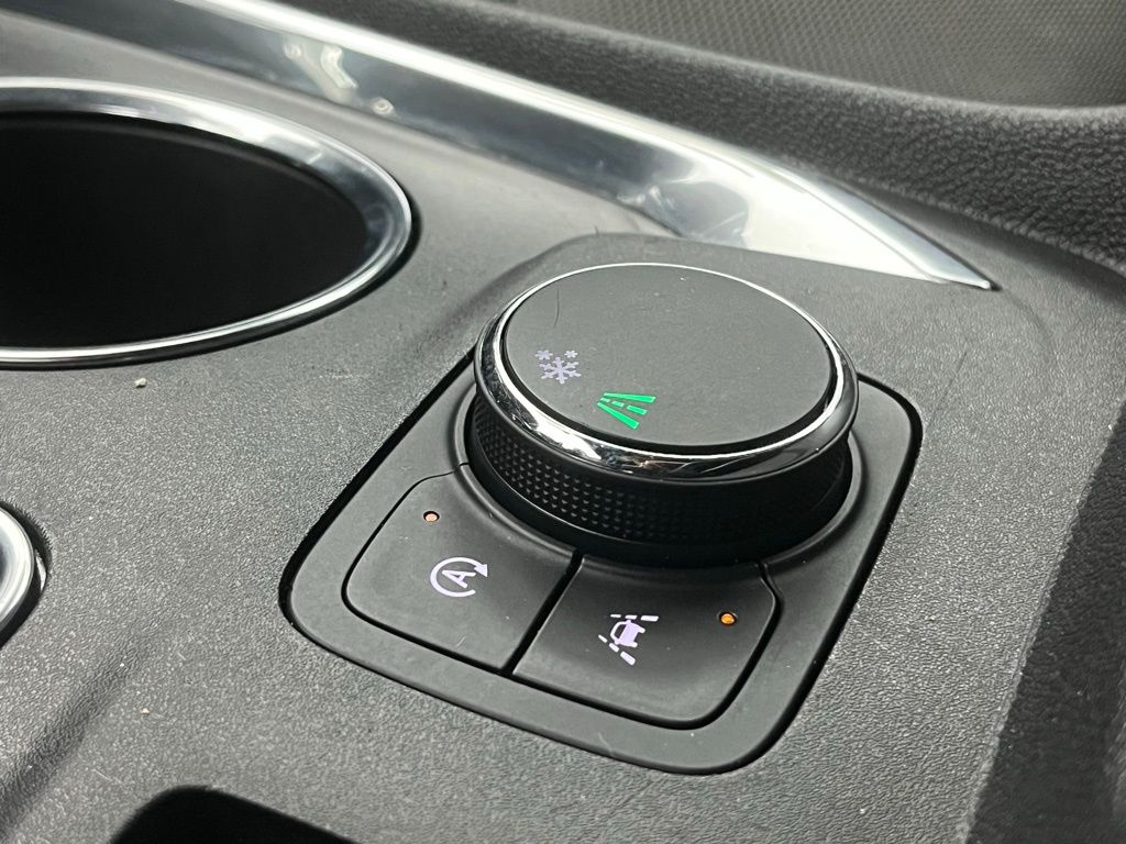 2023 Chevrolet Traverse LT Cloth Image 32 of 35