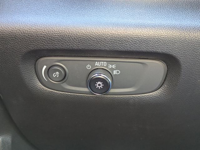 2023 Chevrolet Traverse LT Cloth Image 24 of 32