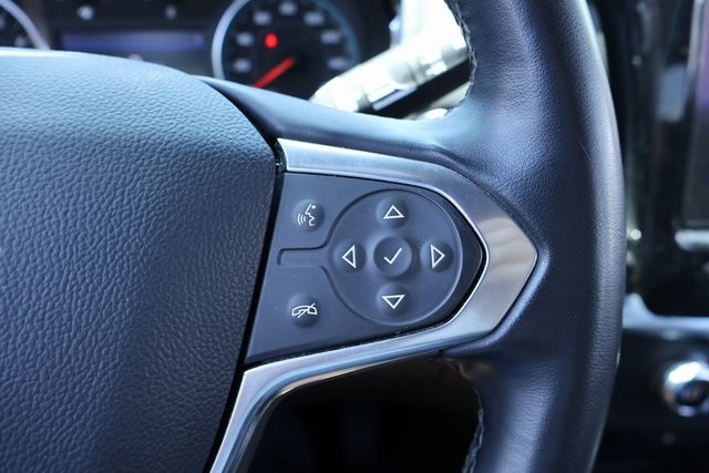 Vehicle image 22 of 28