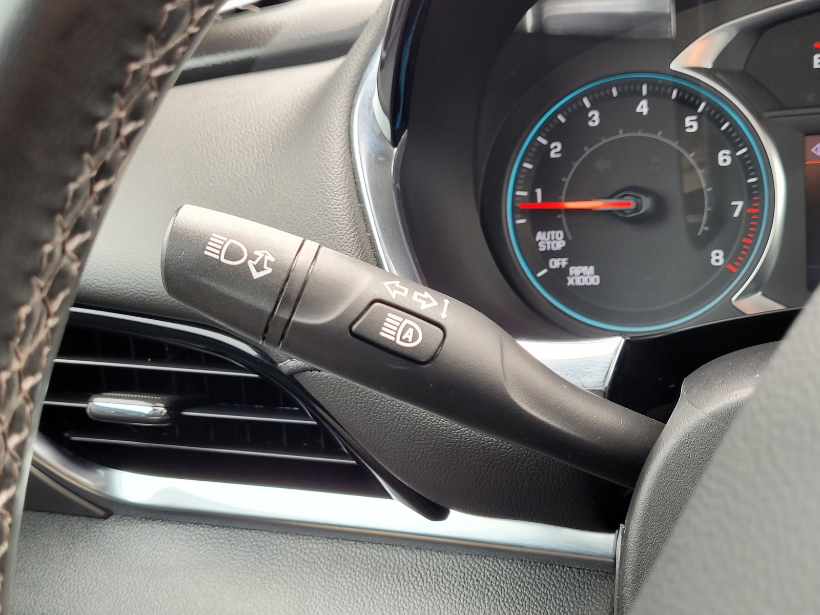 Vehicle image 22 of 27