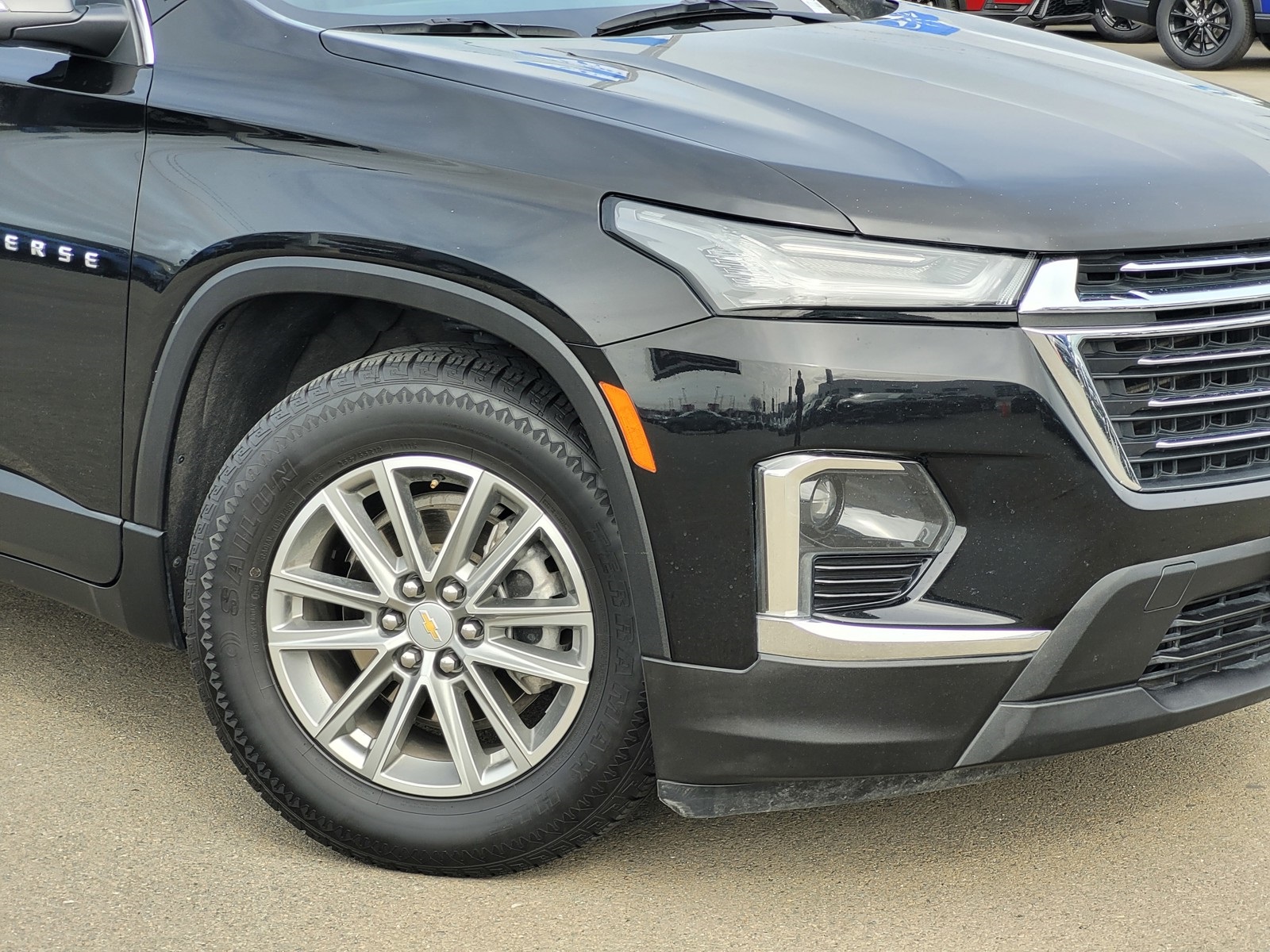 Vehicle image 9 of 27