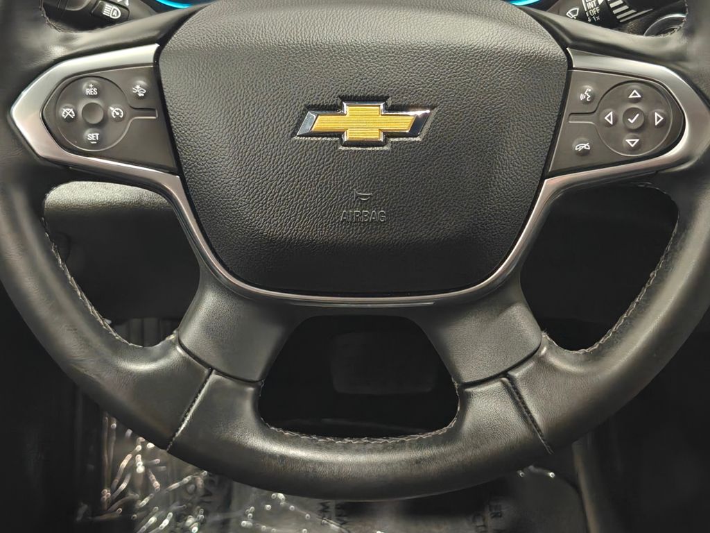Vehicle image 13 of 65