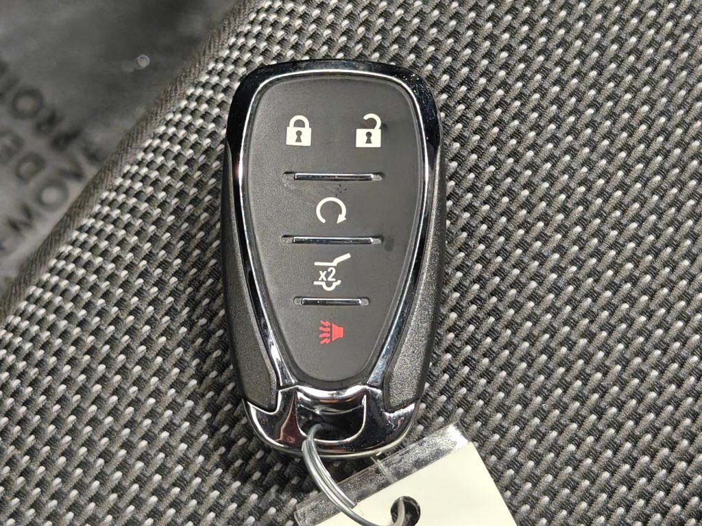Vehicle image 22 of 65