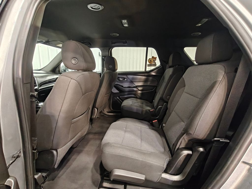 Vehicle image 30 of 65