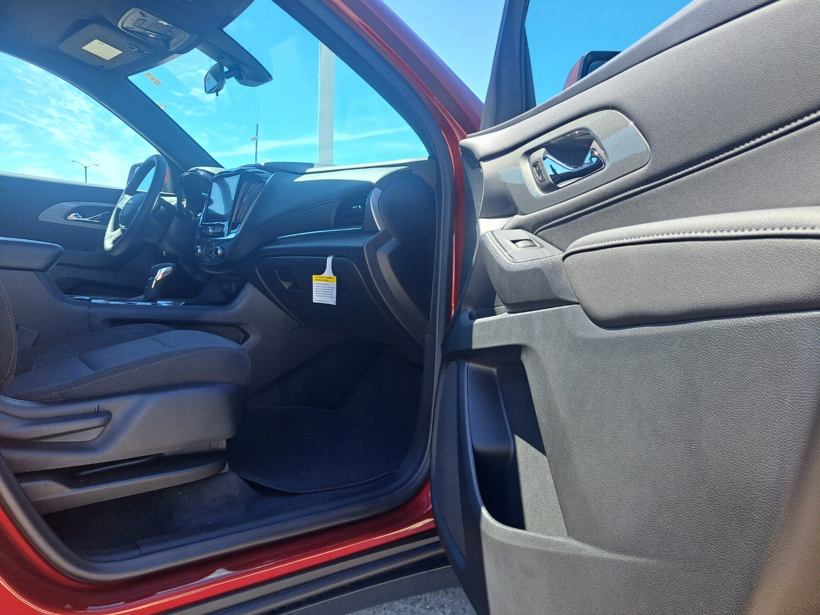 Vehicle image 40 of 48