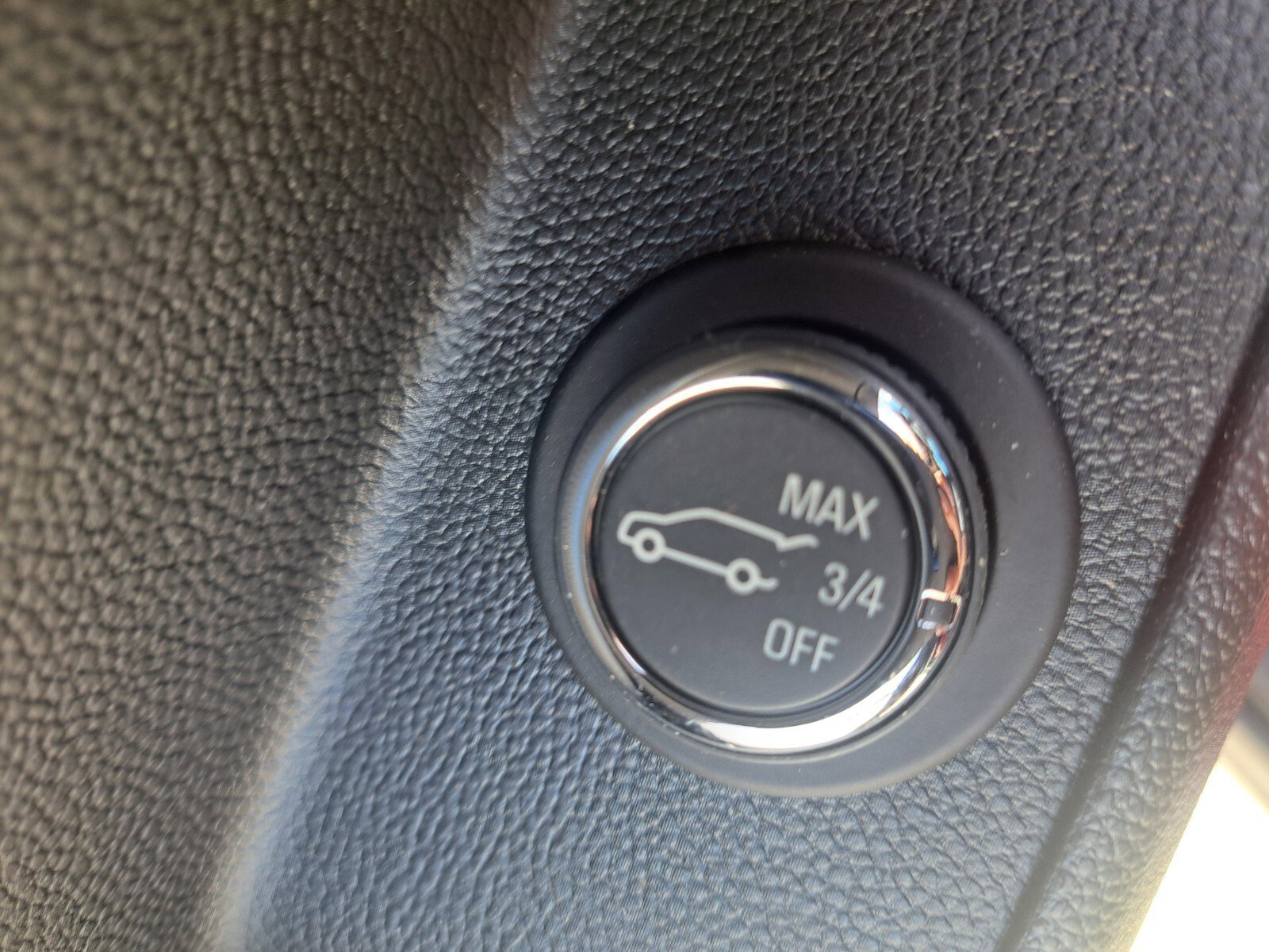Vehicle image 26 of 48