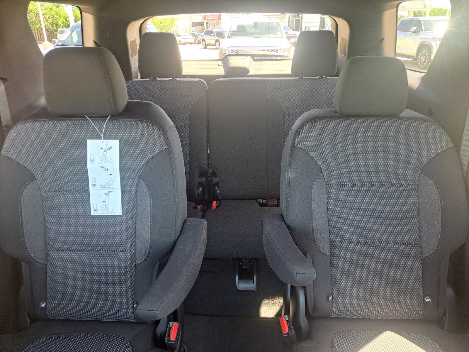 Vehicle image 24 of 48