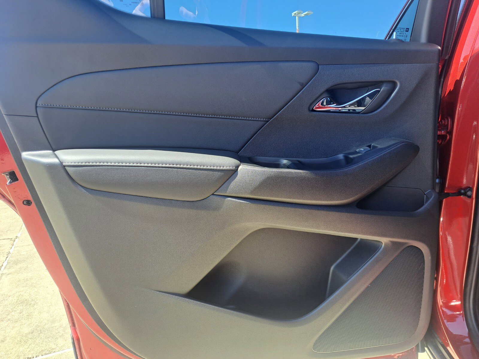Vehicle image 34 of 48