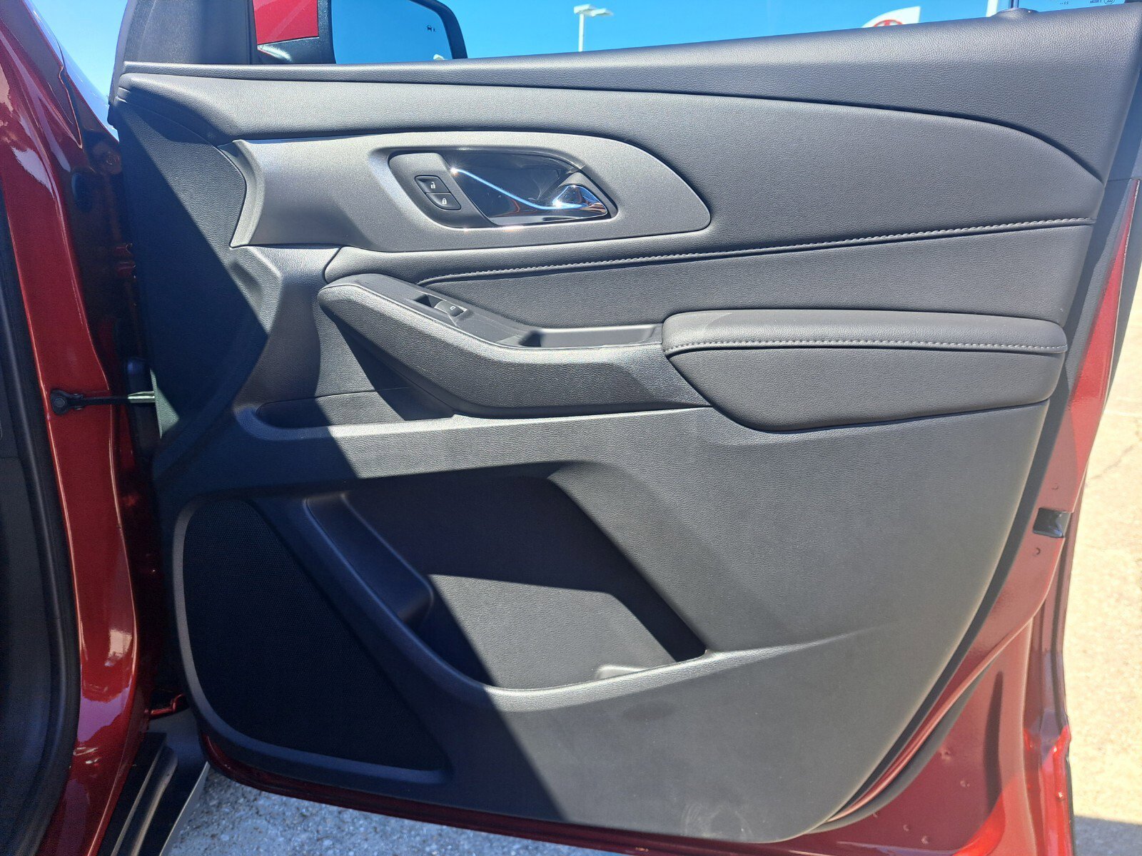 Vehicle image 43 of 48