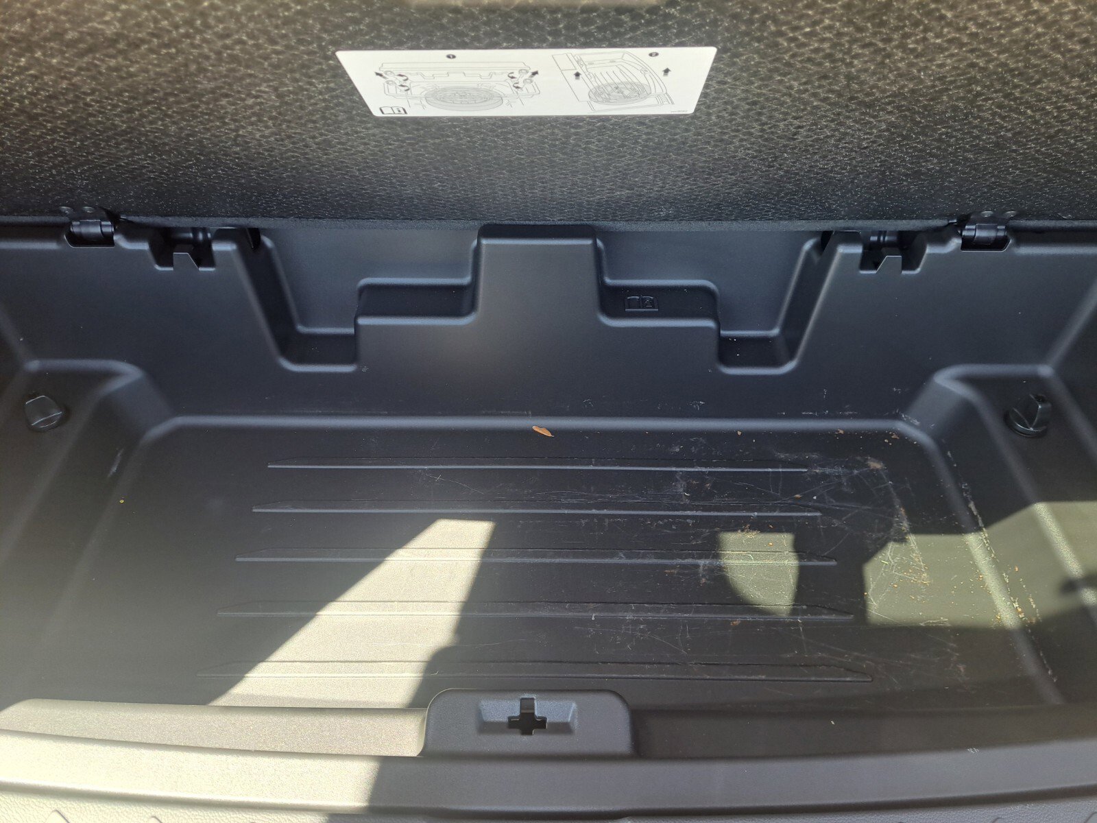 Vehicle image 39 of 48
