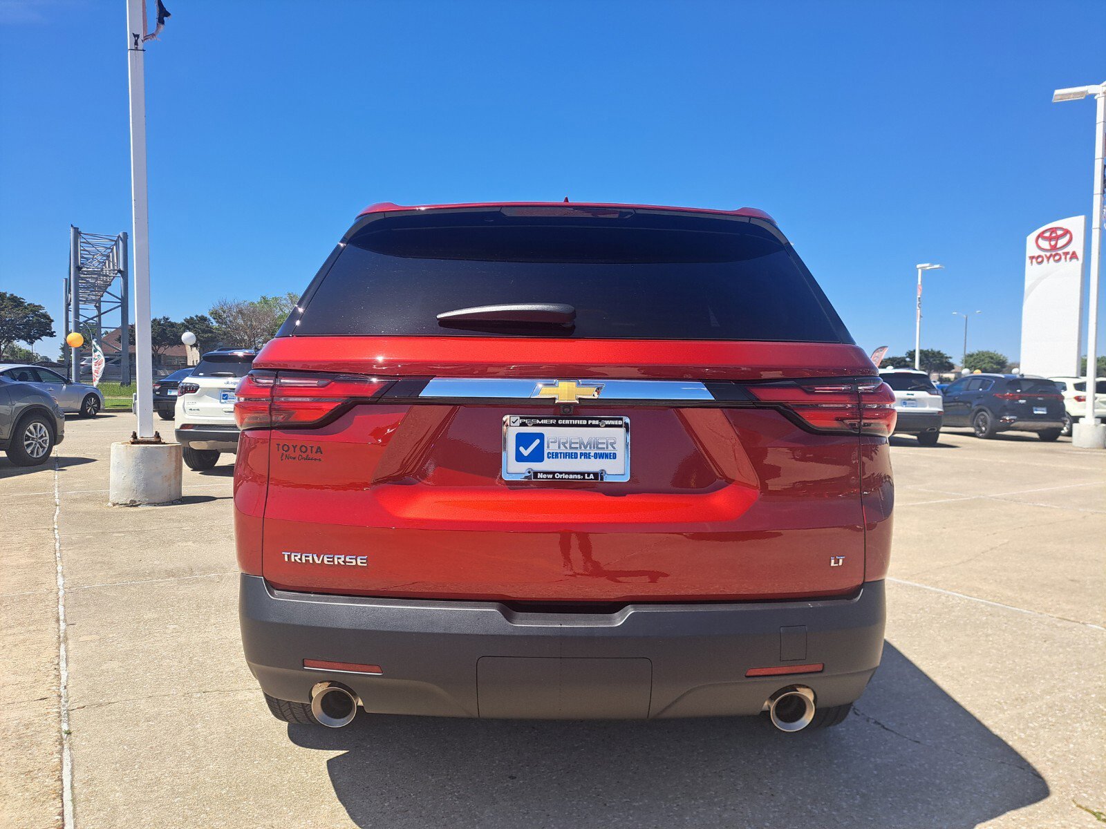 Vehicle image 4 of 48