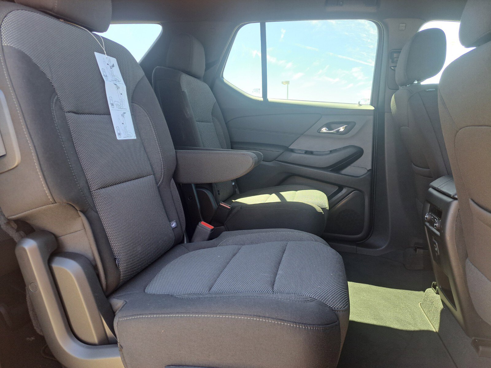 Vehicle image 45 of 48