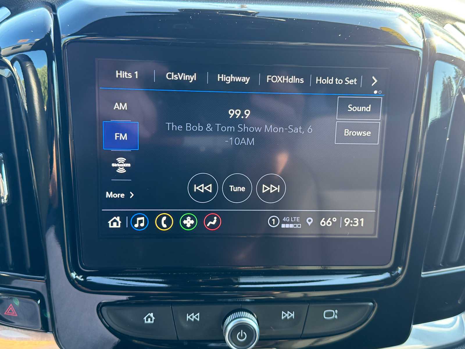 2023 Chevrolet Traverse LT Cloth Image 17 of 32