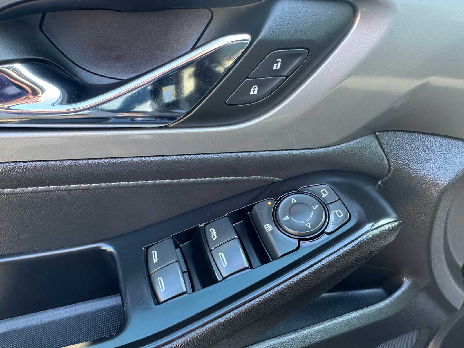 2023 Chevrolet Traverse LT Cloth Image 19 of 32