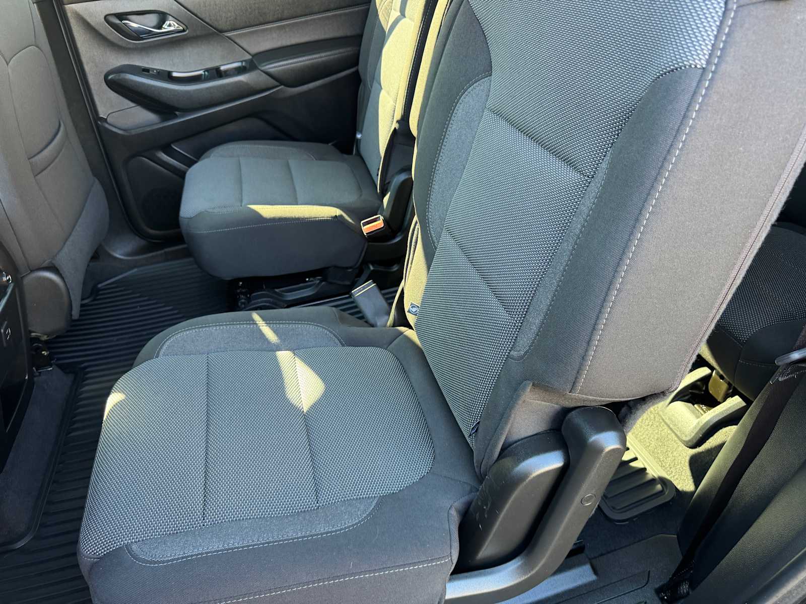 2023 Chevrolet Traverse LT Cloth Image 11 of 32