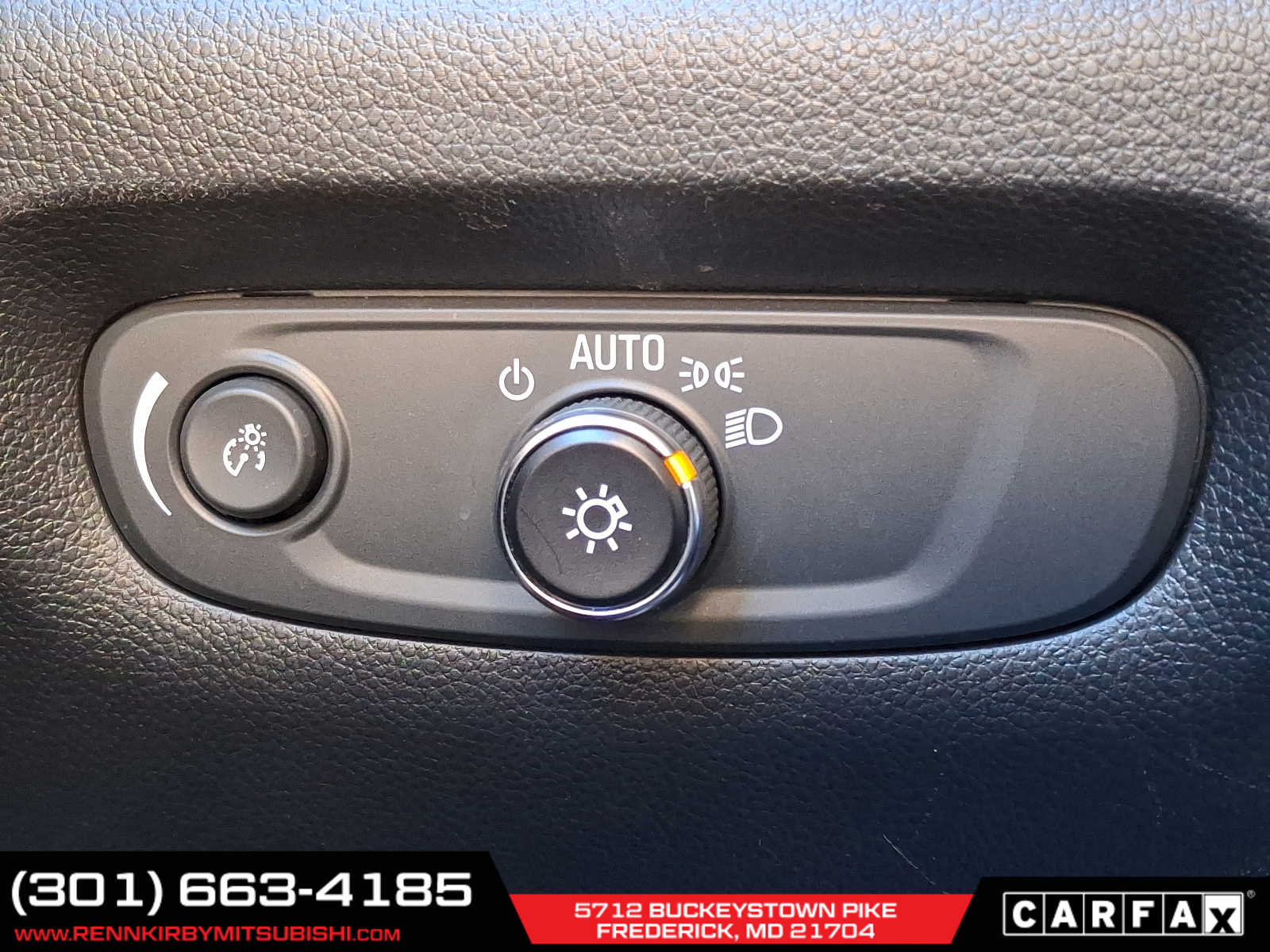 Vehicle image 29 of 36
