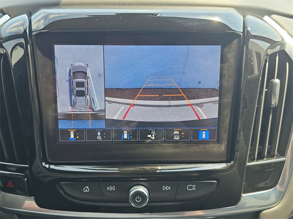 Vehicle image 15 of 38