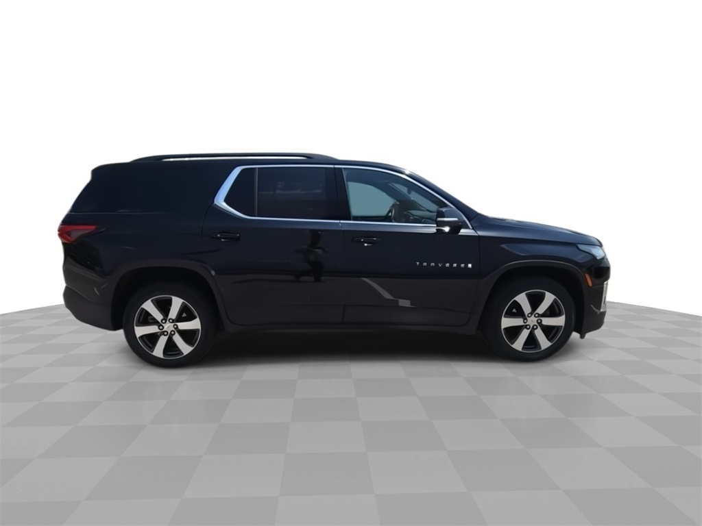 Vehicle image 5 of 38