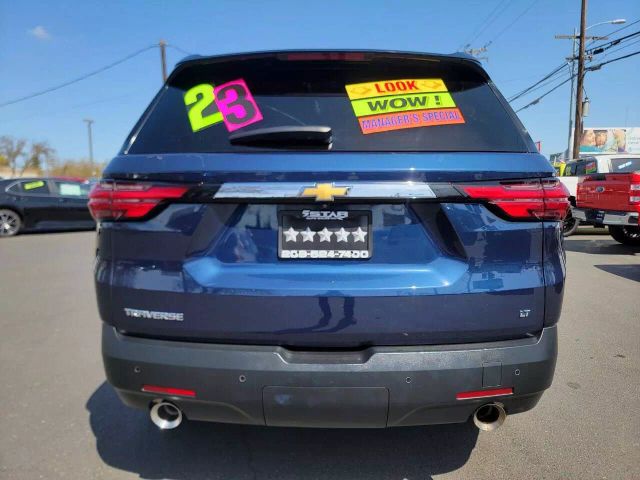 Vehicle image 5 of 18