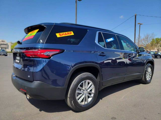 Vehicle image 4 of 18