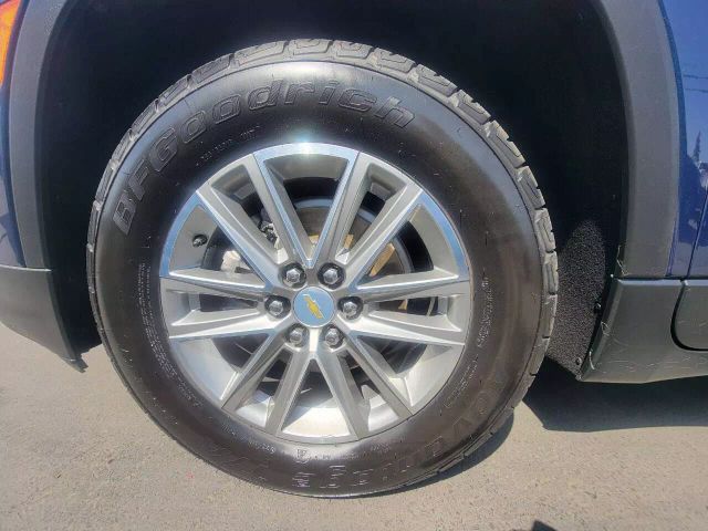 Vehicle image 18 of 18