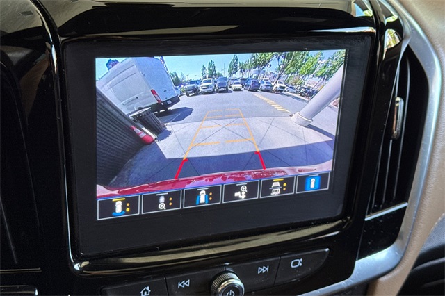 Vehicle image 19 of 28