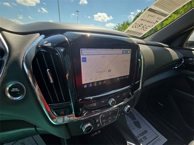 Vehicle image 33 of 35