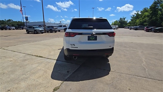 Vehicle image 6 of 35