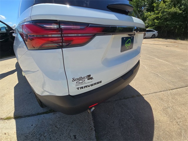 Vehicle image 7 of 35