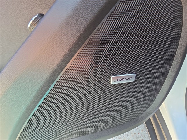 Vehicle image 24 of 35
