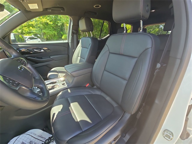 Vehicle image 15 of 35