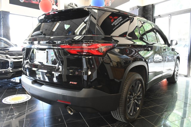 2023 Chevrolet Traverse RS Image 3 of 44
