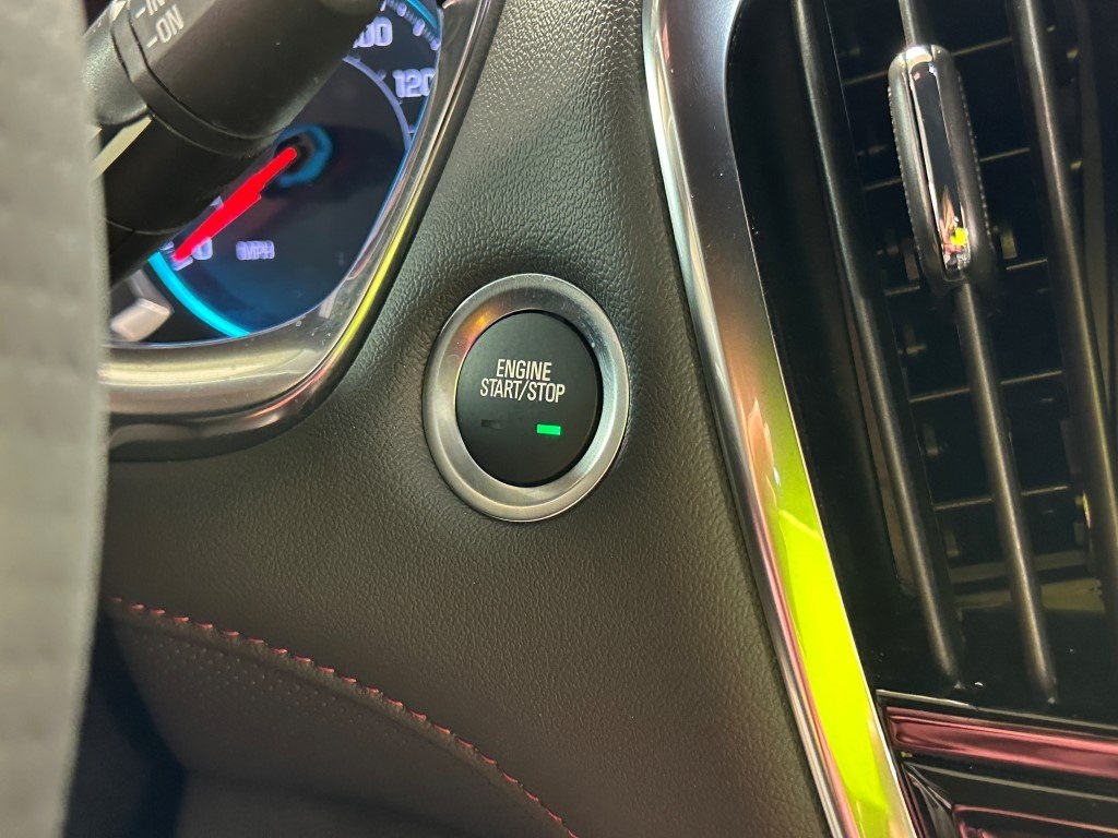 Vehicle image 36 of 38