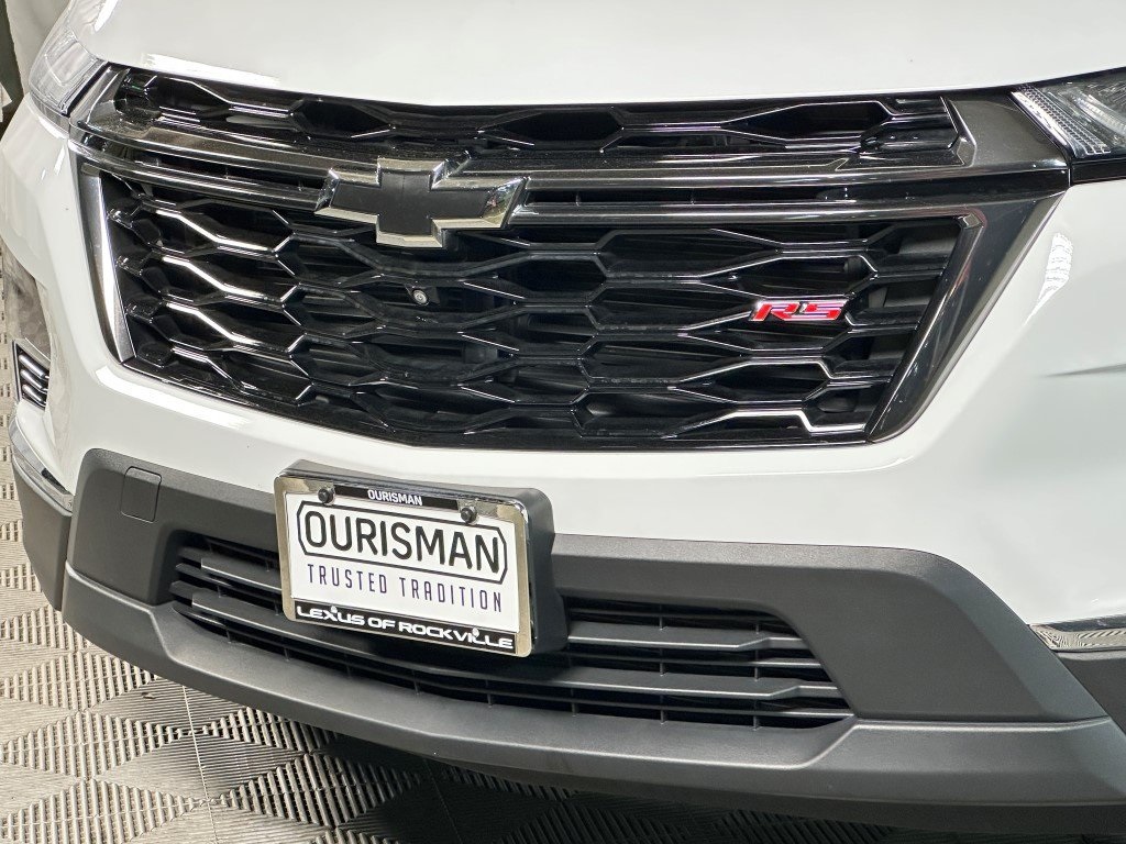 Vehicle image 5 of 38