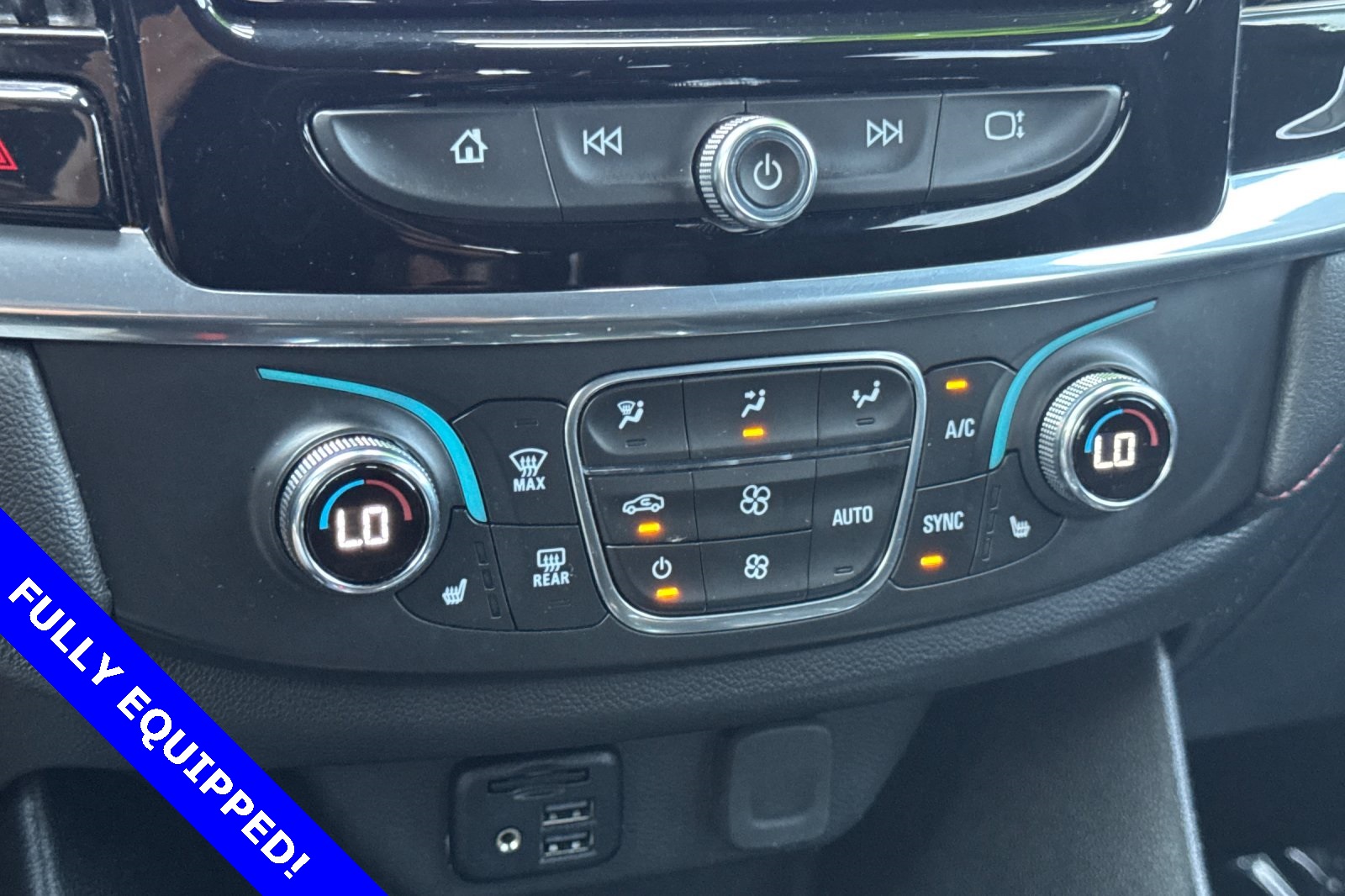 Vehicle image 24 of 36
