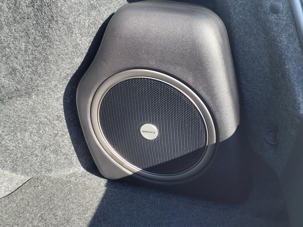 Vehicle image 33 of 33
