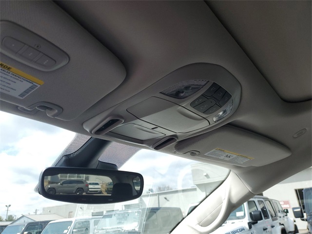 Vehicle image 34 of 34