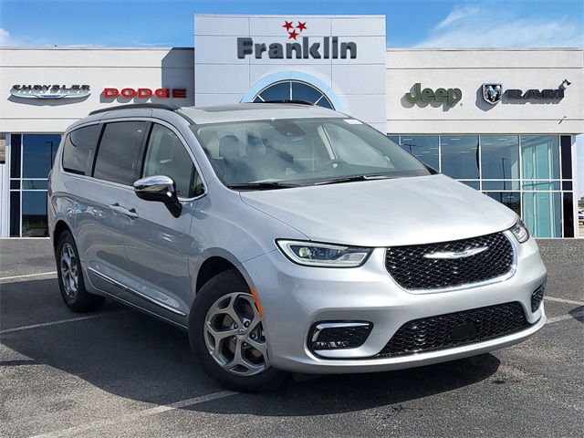 Vehicle image 2 of 34