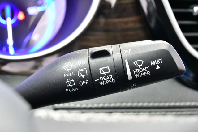 2023 Chrysler Pacifica Limited Image 28 of 36