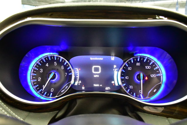 2023 Chrysler Pacifica Limited Image 19 of 36