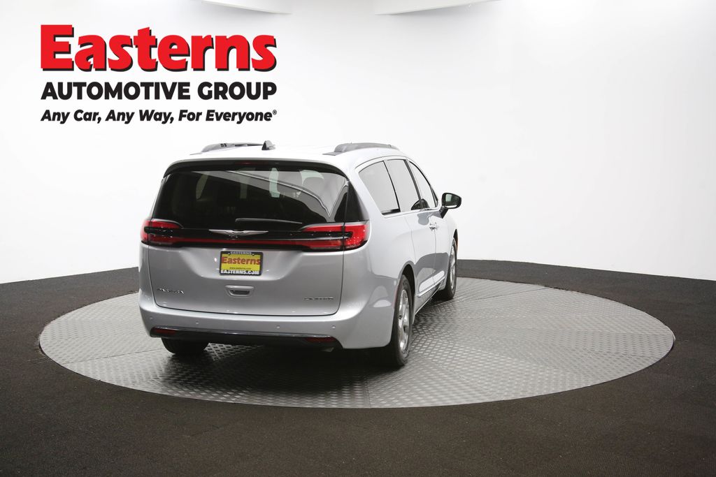 Vehicle image 23 of 66